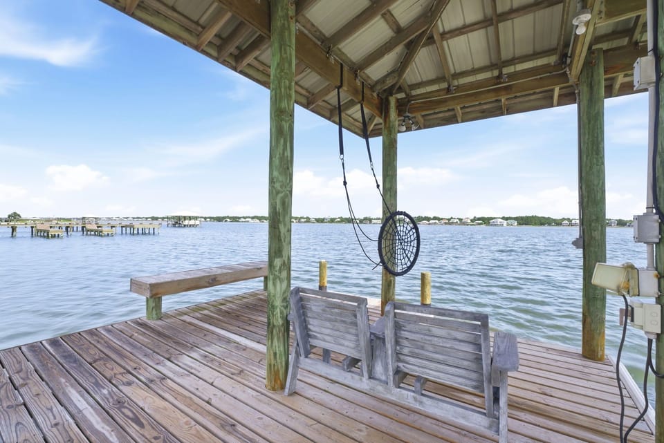 Private Boat Dock With Seating Available