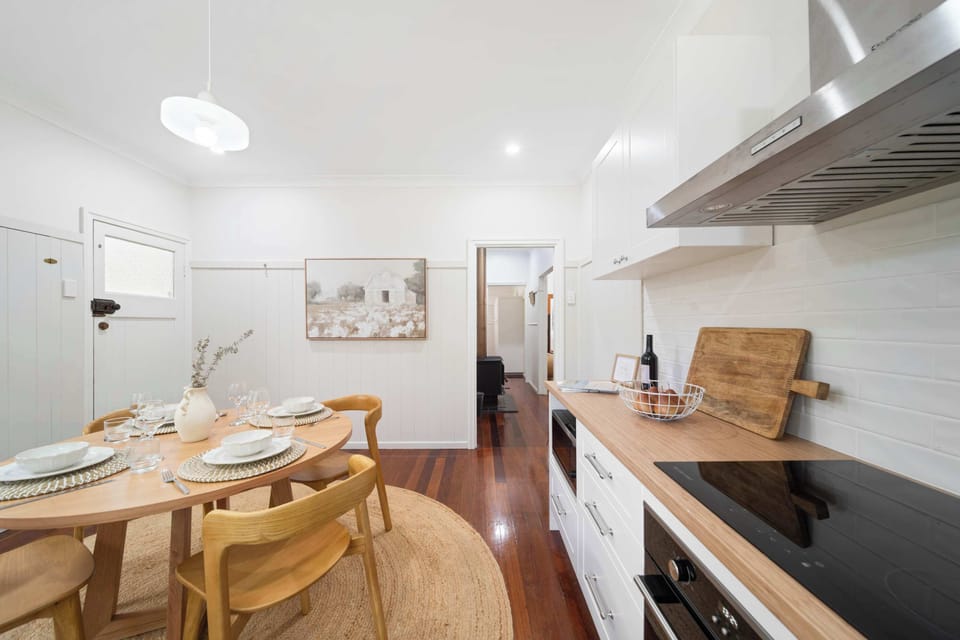 Fully equipped kitchen ideal for preparing family meals and shared dining experiences