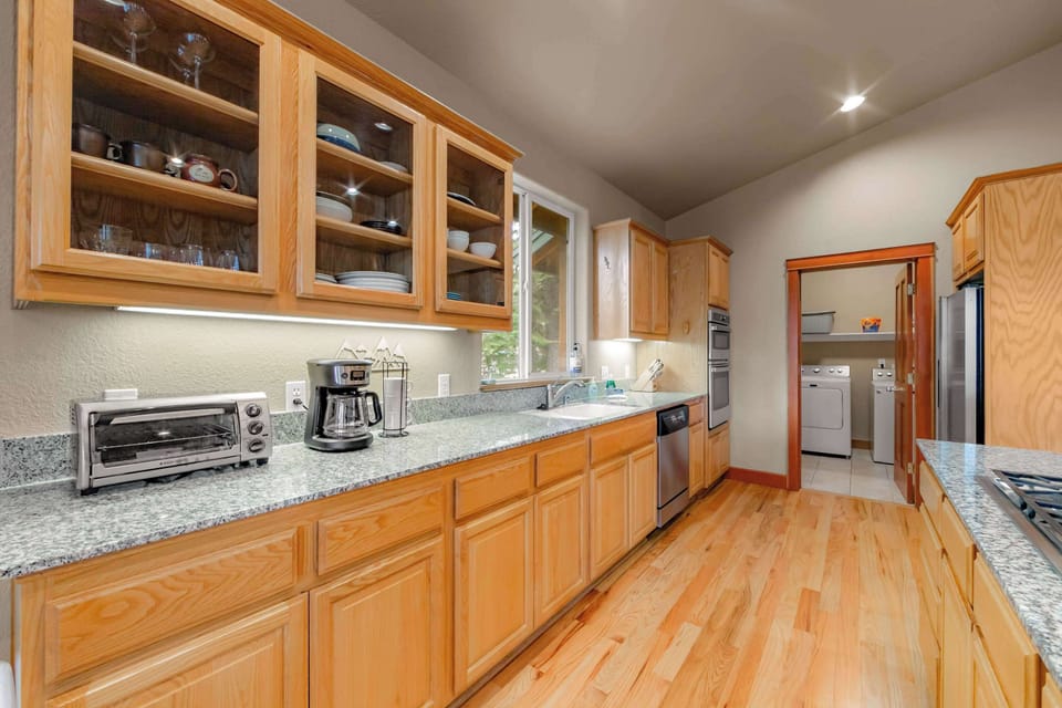 A fully stocked kitchen ready for cozy breakfasts and home-cooked Tahoe dinners