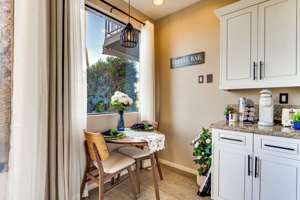 Breakfast Nook