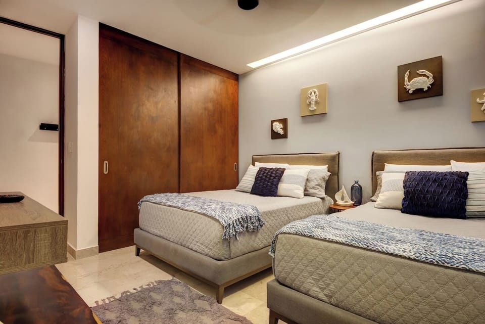 En el sitio,Area de estar,Área y comodidades,Cama,Detalle decorativo,Foto de toda la habitación,Ubicación,Vista (de la propiedad / habitación)
