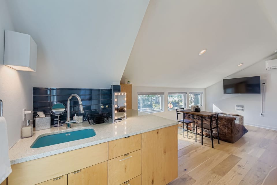 Guest House Upstairs Mini-Kitchenette with Microwave