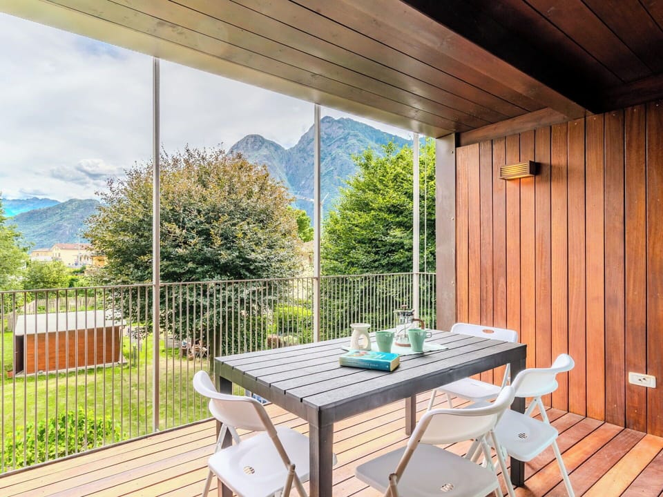 Hardwood, Deck, Wood Stain, Wood Flooring, Porch, Chair, Plank, Outdoor Furniture, Kitchen & Dining Room Table, Eco Hotel