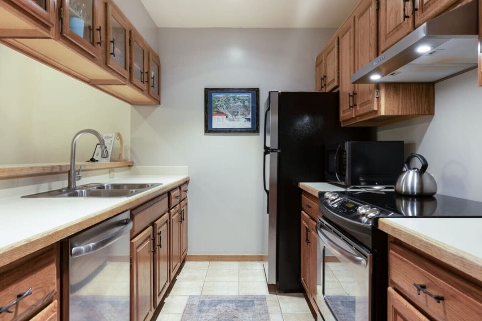 Fully equipped kitchen