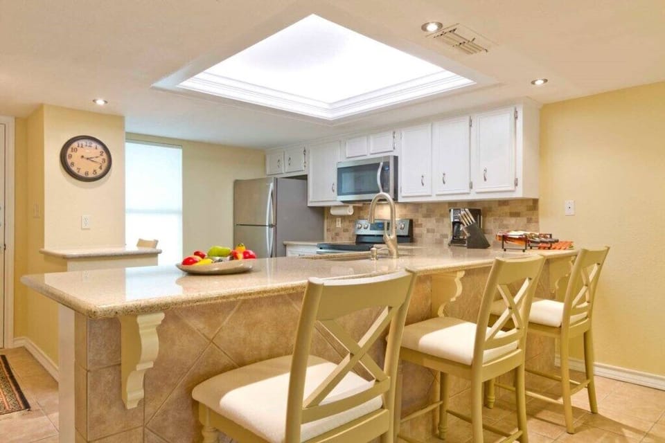 Breakfast Bar