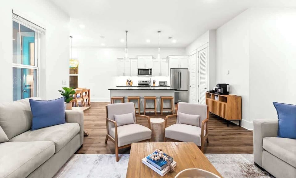 Living room: Smart TV, open-concept layout [main floor] 