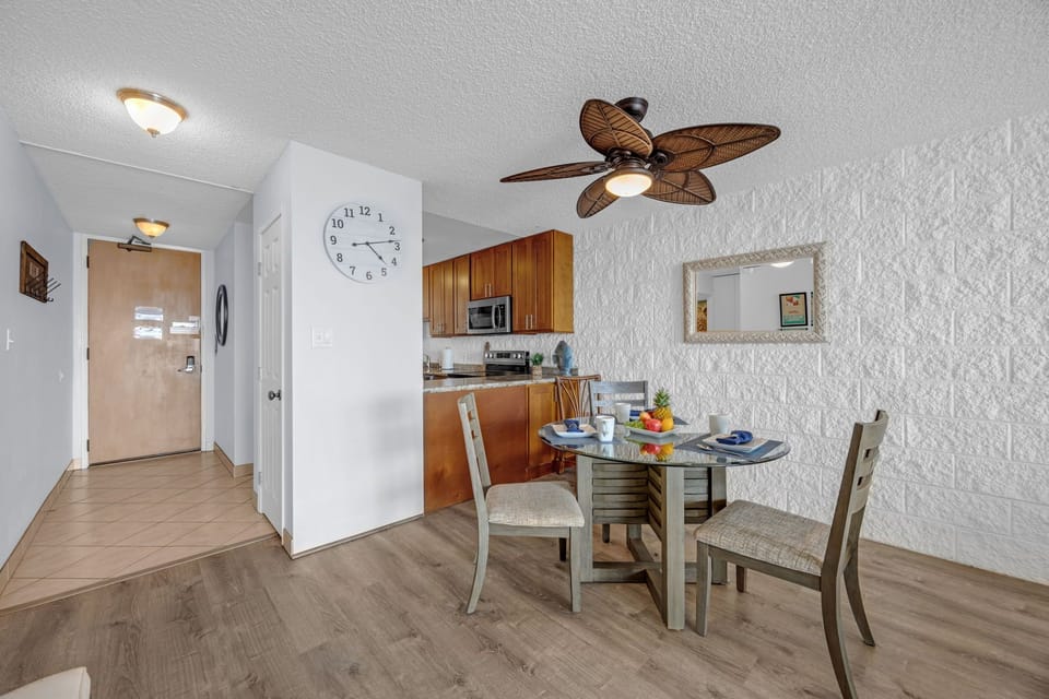 Open dining and kitchen area perfect for entertaining
