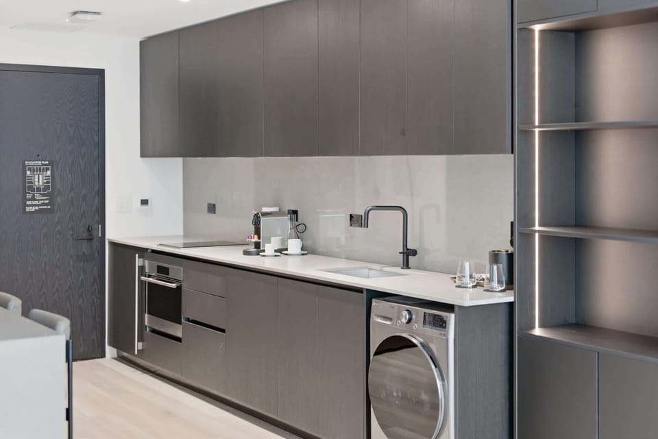 Streamlined cabinetry and expansive counter space.