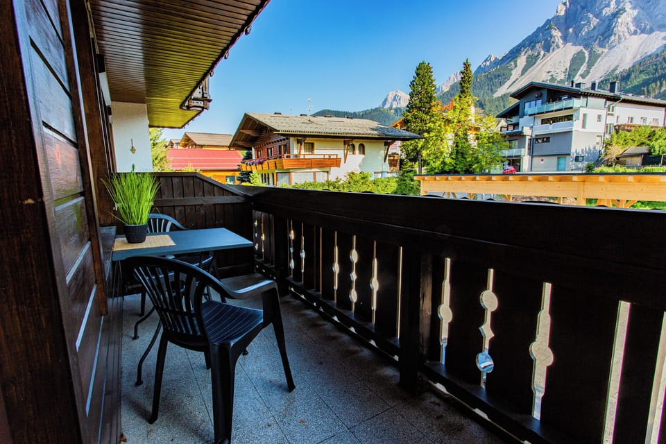 Balcony with a view of the mountains