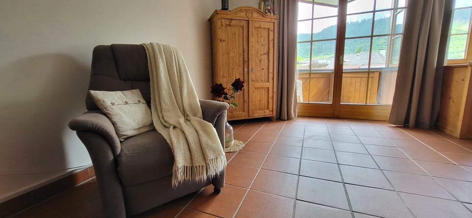 Living room with access to the balcony