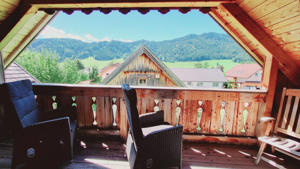 Balcony with seating