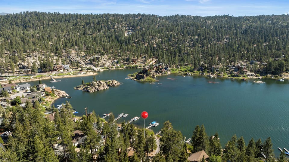 Lakefront Home - Lakefront Home in boulder bay with deep water