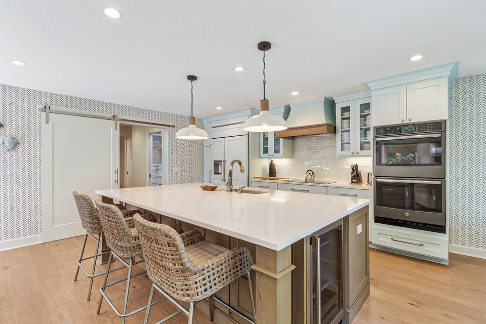 39 Turtle Lane | Massive kitchen with top of the line appliances - 39 Turtle Lane | Massive kitchen with top of the line appliances