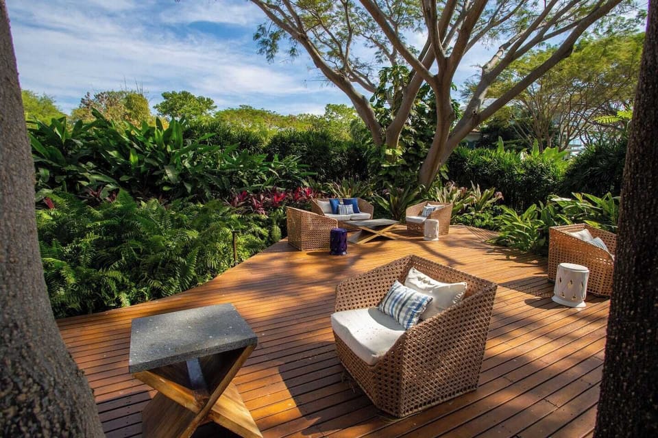 En el sitio,Alrededores,Area de estar,Área para café / té,Área y comodidades,Fachada / Terraza,Hora del día,Jardin,Paisaje natural,Pátio,Punto de referencia cerca,Sala de Estar,Ubicación,Vista (de la propiedad / habitación),Vista del Jardín,Vista del
