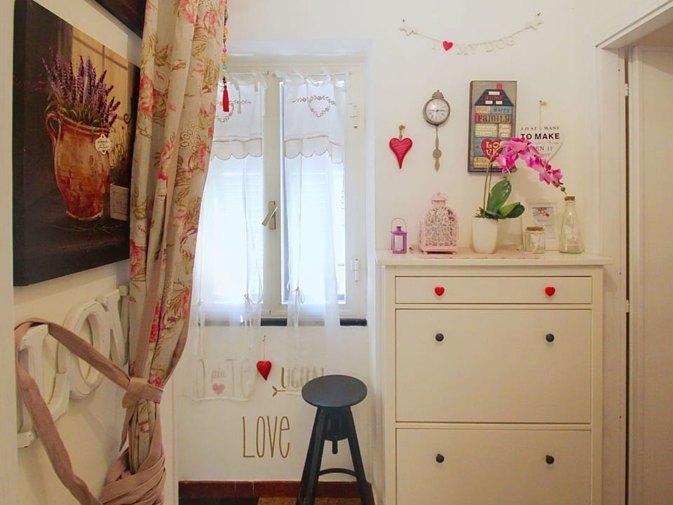 Furniture, Interior Design, Wall, Flooring, Room, Floor, Textile, Lighting, Home, Pink