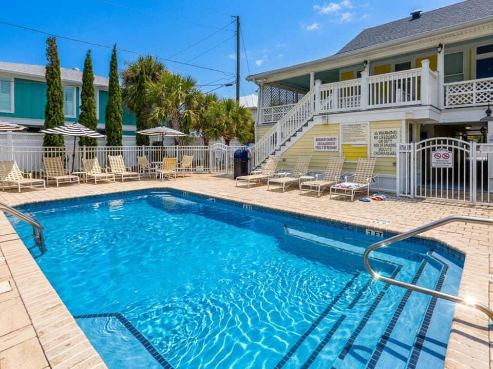 Community Heated Pool w/ Plenty of Lounging Options!