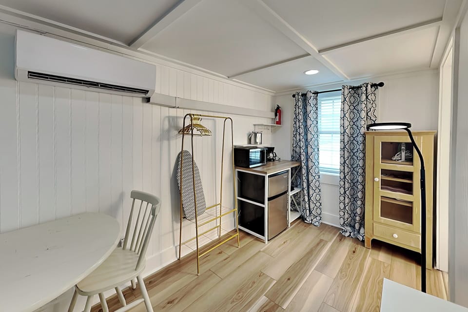 Standing Wardrobe + Kitchenette = All The Extras You Need!