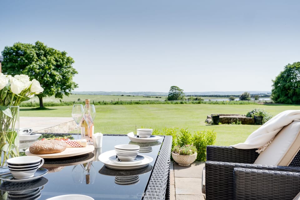 Outdoor Terrace 