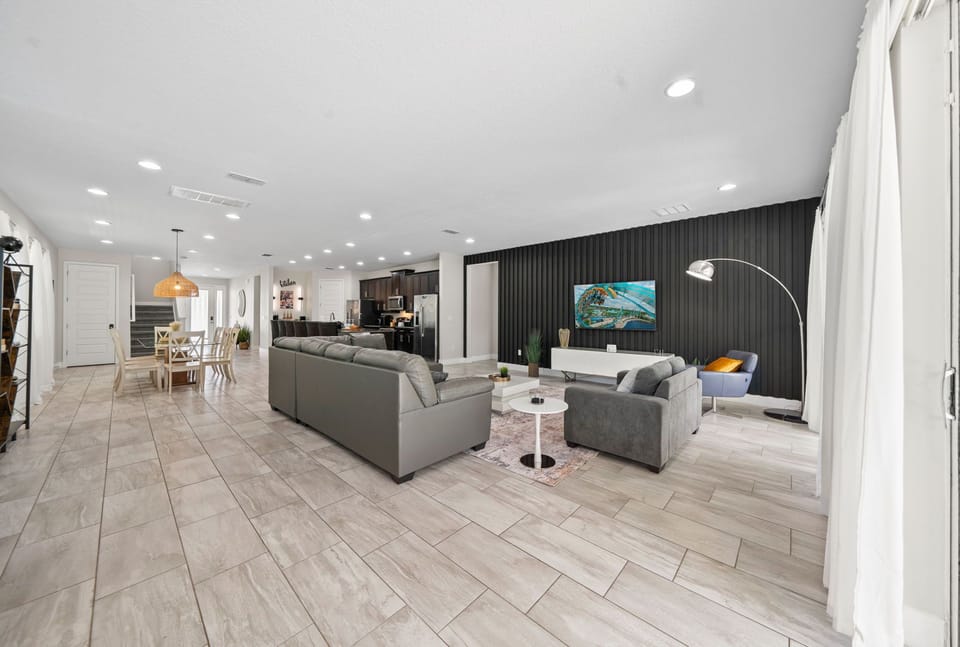38-web-or-mls-LetsGoClick-027