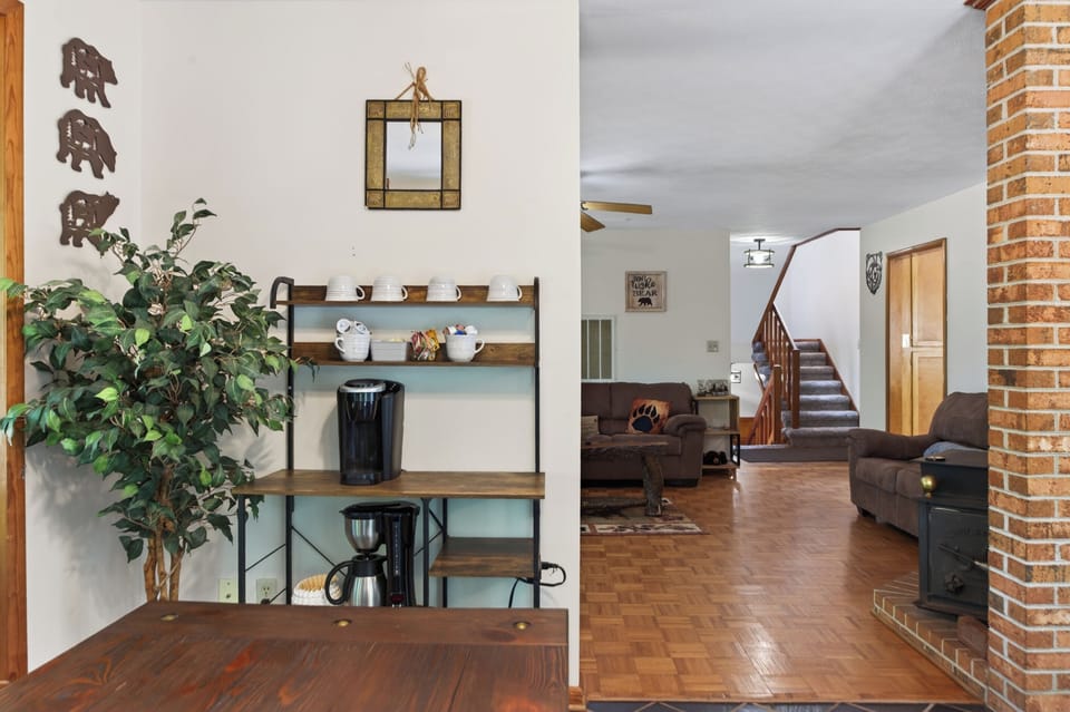 Coffee Nook: Enjoy your morning brew with a charming blend of rustic decor and cozy ambiance!