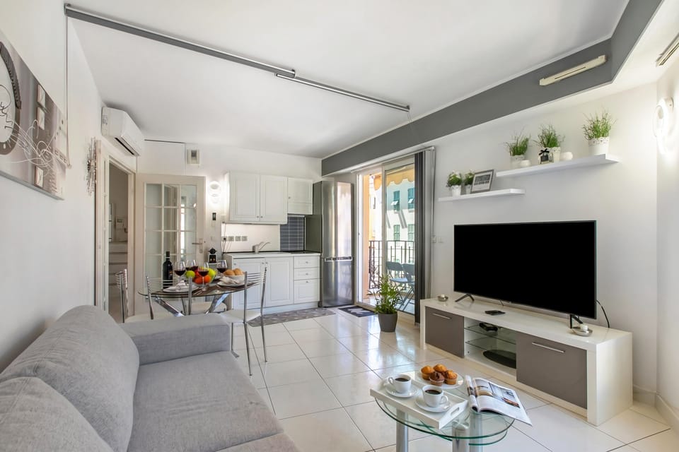 Living and dining room