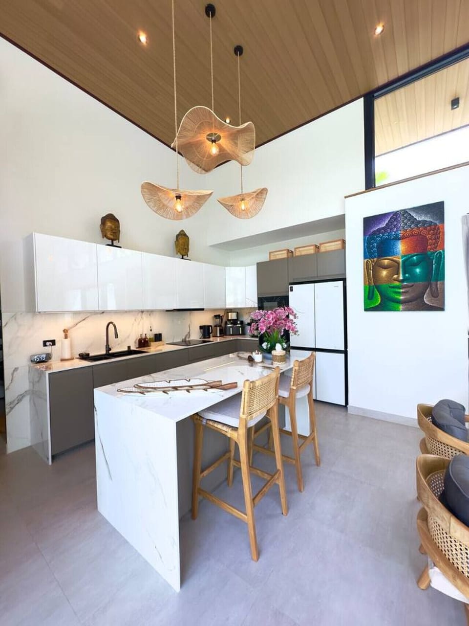 Modern fully equipped kitchen at Villa Amala – cook in style during your 3BR pool villa stay in Koh Samui.