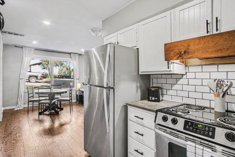 Kitchen - 616. 287. 2210