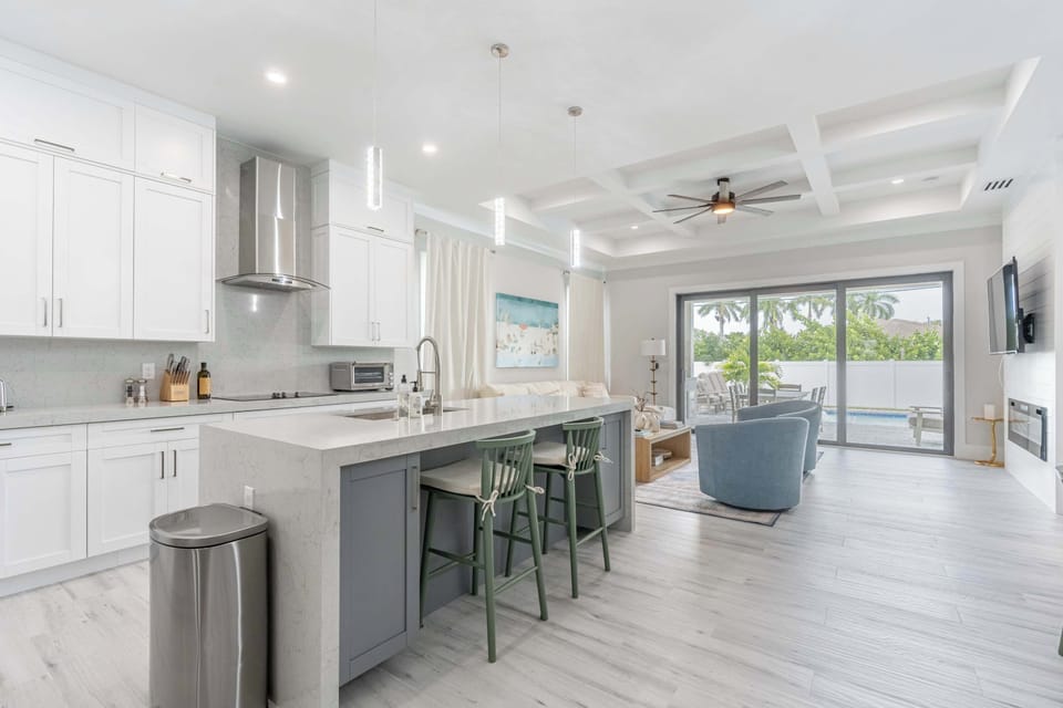 Coral Sunrise by Boutiq Luxury Vacation Rentals | Naples, FL