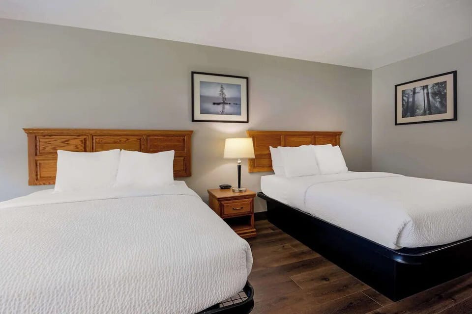 Bedroom. Interior and views may vary based on location and availability.