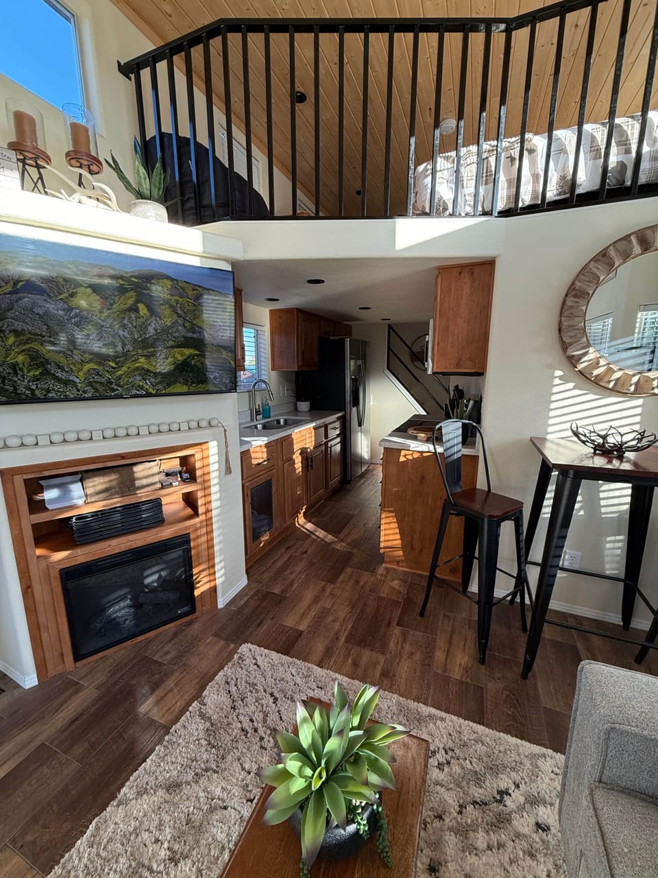 Interior 2
