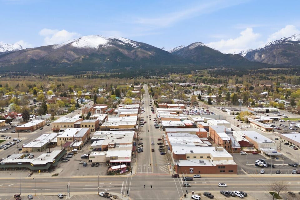 Bird’s-eye view of Main Street in Hamilton, Montana.