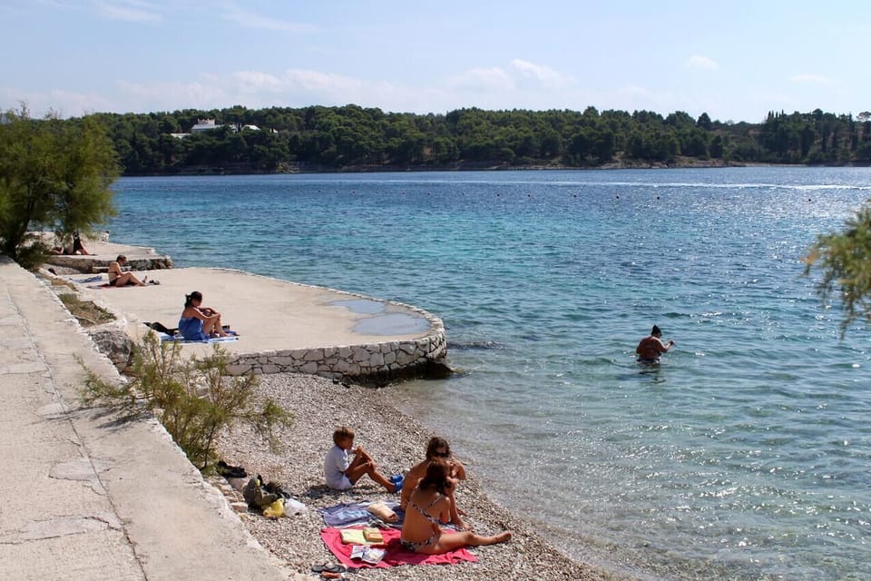 Nearby beaches