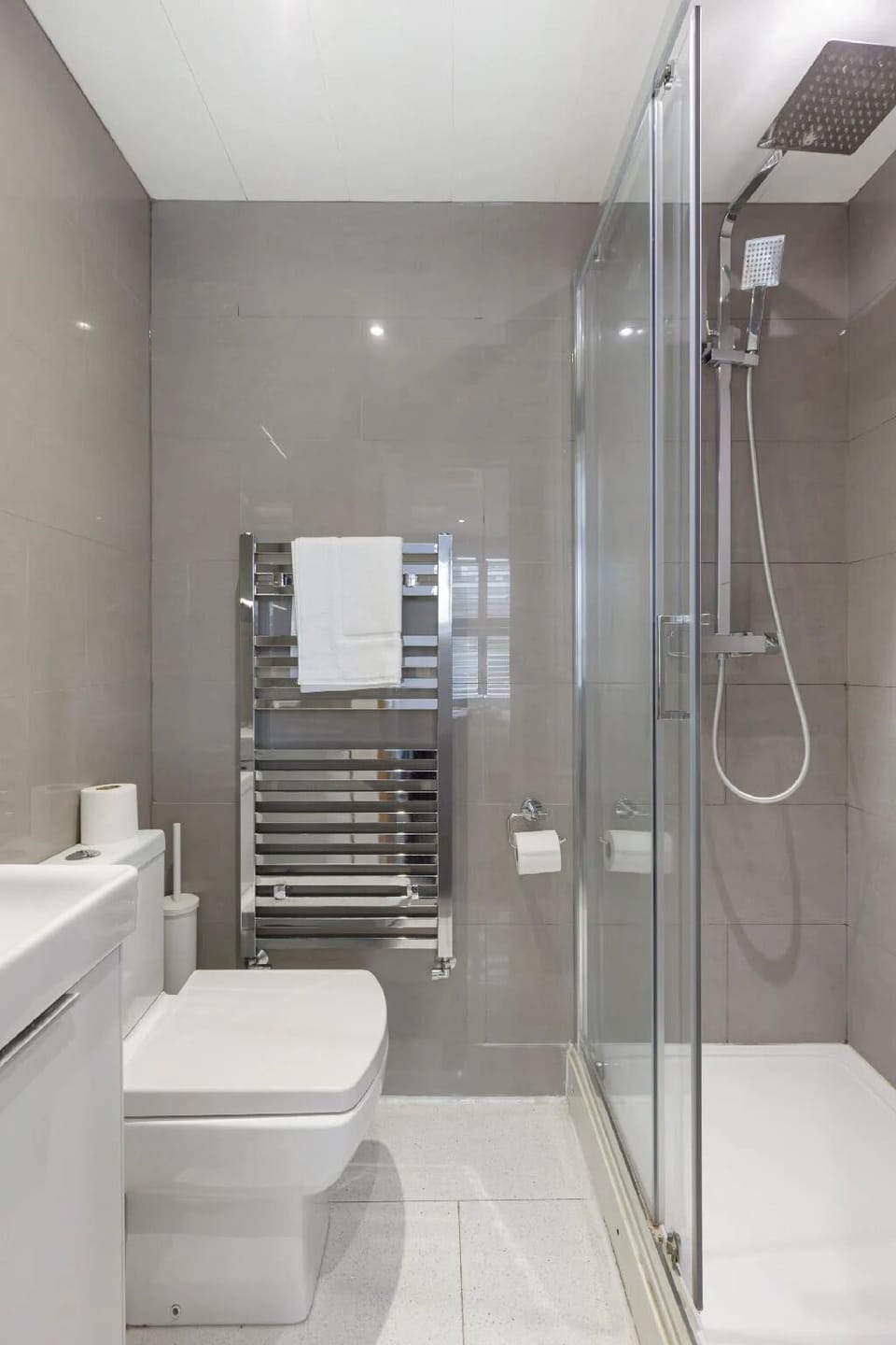 Bathroom 4