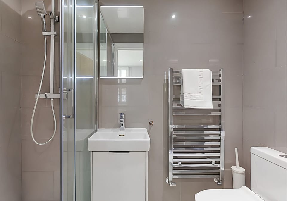 Bathroom 5
