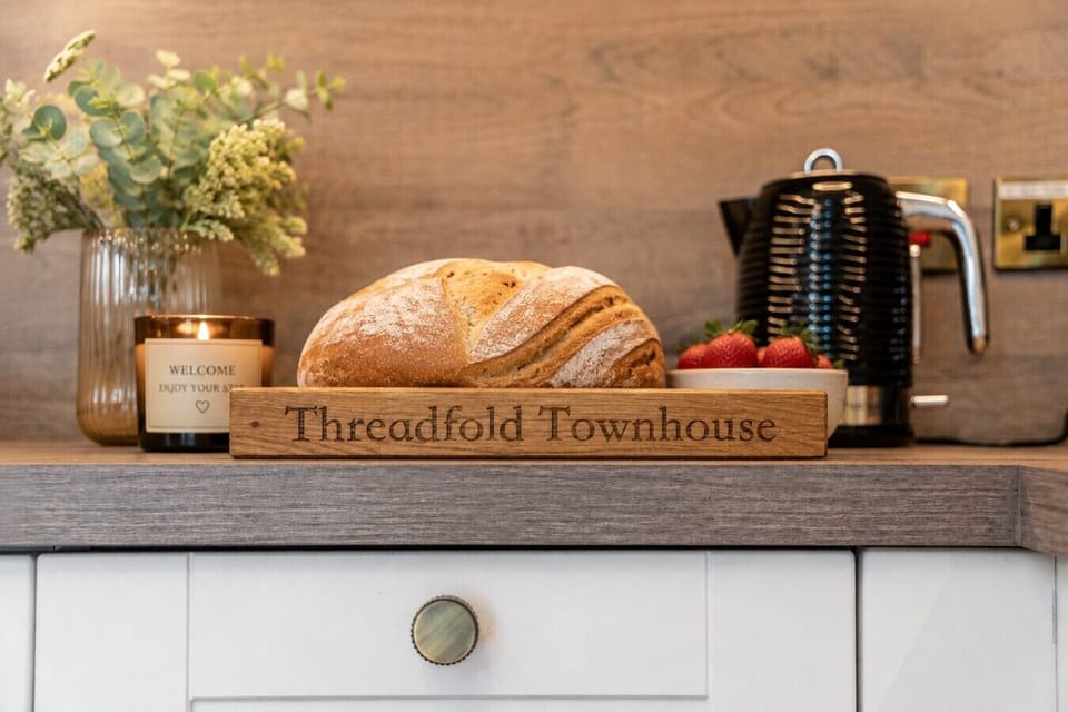 Threadfold Townhouse