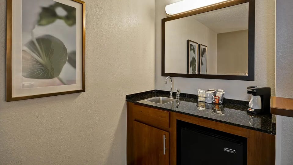 Kitchenette