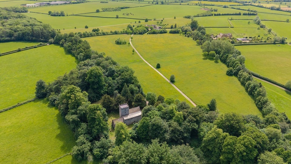 The property is set amongst beautiful scenery and is opposite the historic St. Nicholas Church.