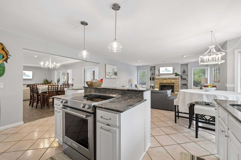 Fully equipped kitchen for all your culinary needs