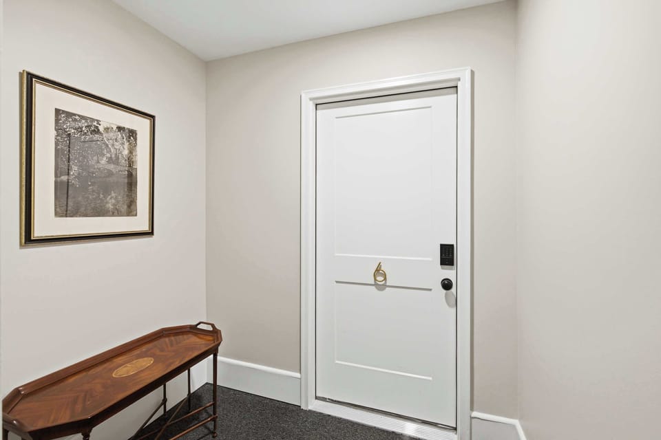 Welcome to The Bavarian Inn 6!​