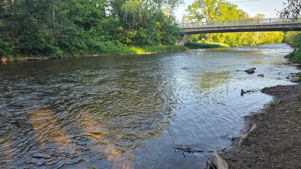 river in walking proximity 