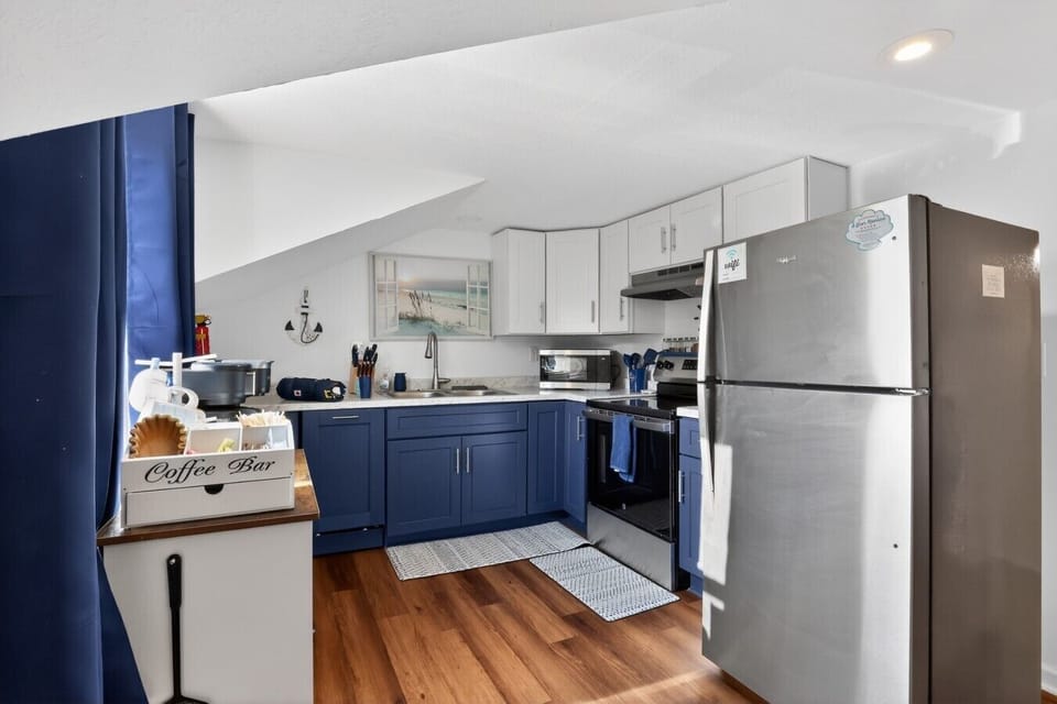 07_5290_Ohio_St-Kitchen-6839