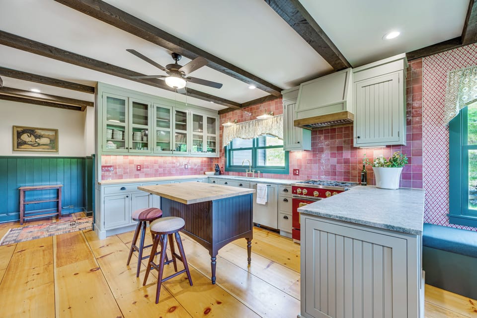 Kitchen | 1st Floor