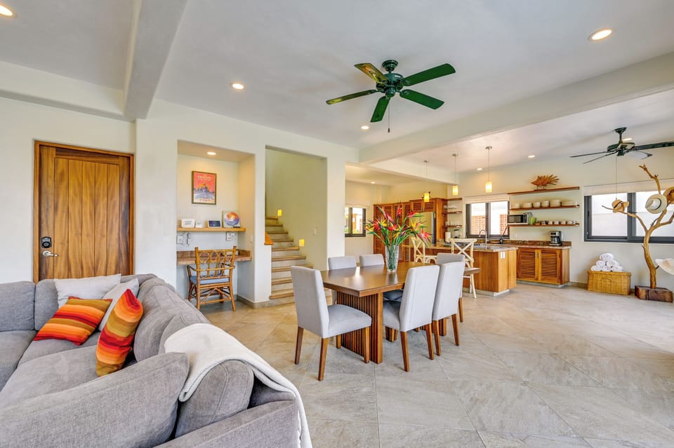 Dining Area | 1st Floor