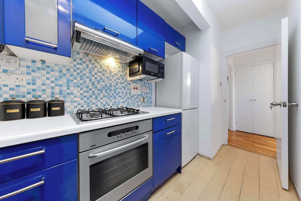 Everything you need to cook, dine, and feel right at home.
