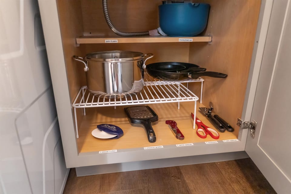 Cabinet under kitchenette 