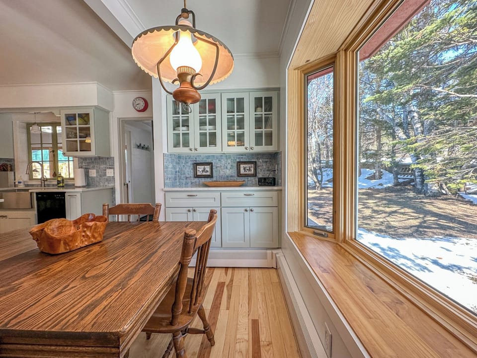 Bay window in the dining room