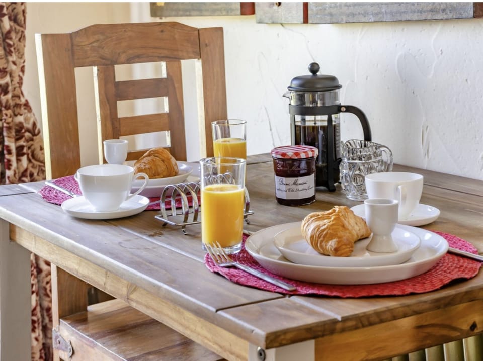 Gallery French breakfast