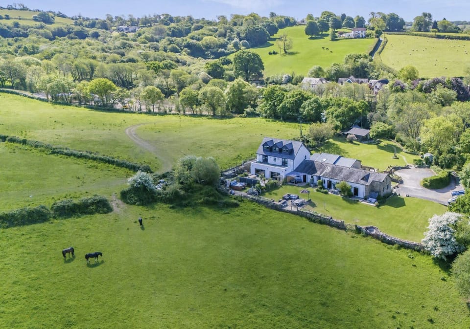 Ariel view of the cottages 