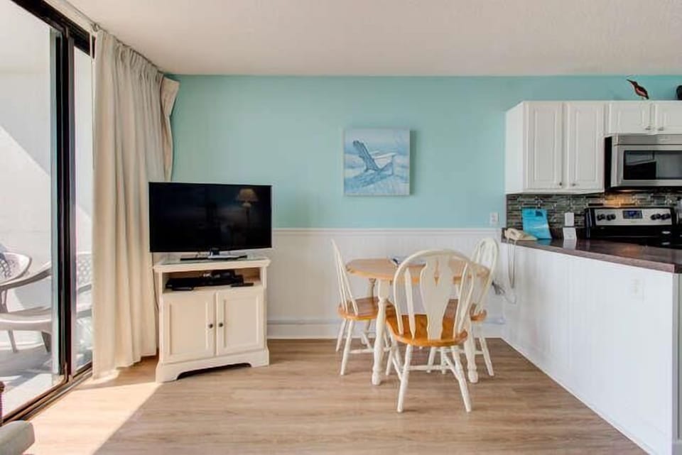 Atlantic Towers 707-small-006-014-Main Living Area-666x445-72dpi