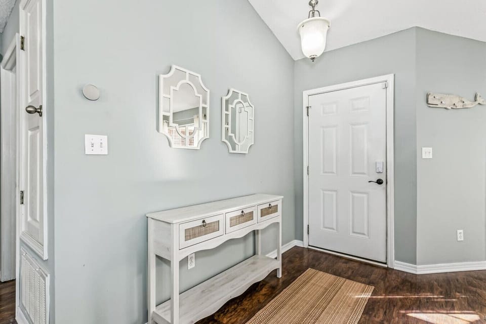 Inviting as you walk in